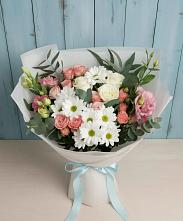 Букет цветов из:  Розы, Лизиантусы и Хризантемы #REPLACE_PRED# Лучегорске