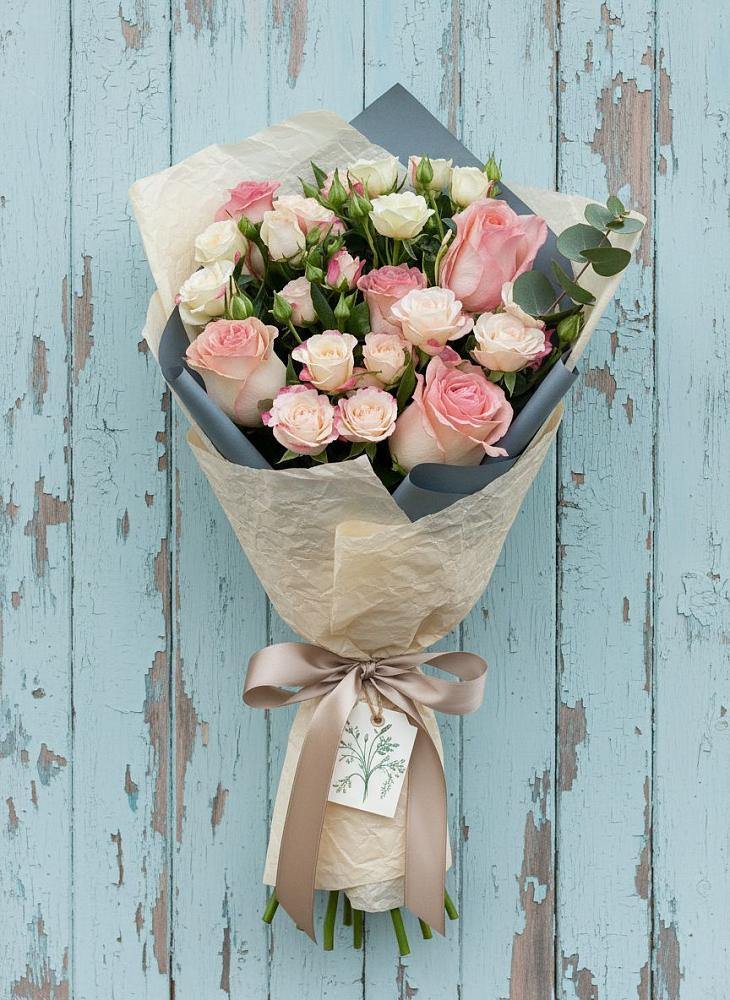 Букет цветов из: Розы в Лучегорске