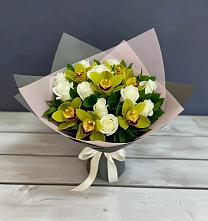 Букет цветов из:  Орхидеи и Розы #REPLACE_PRED# Лучегорске