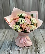 Букет цветов из:  Гвоздики, Розы и Хризантемы в Лучегорске