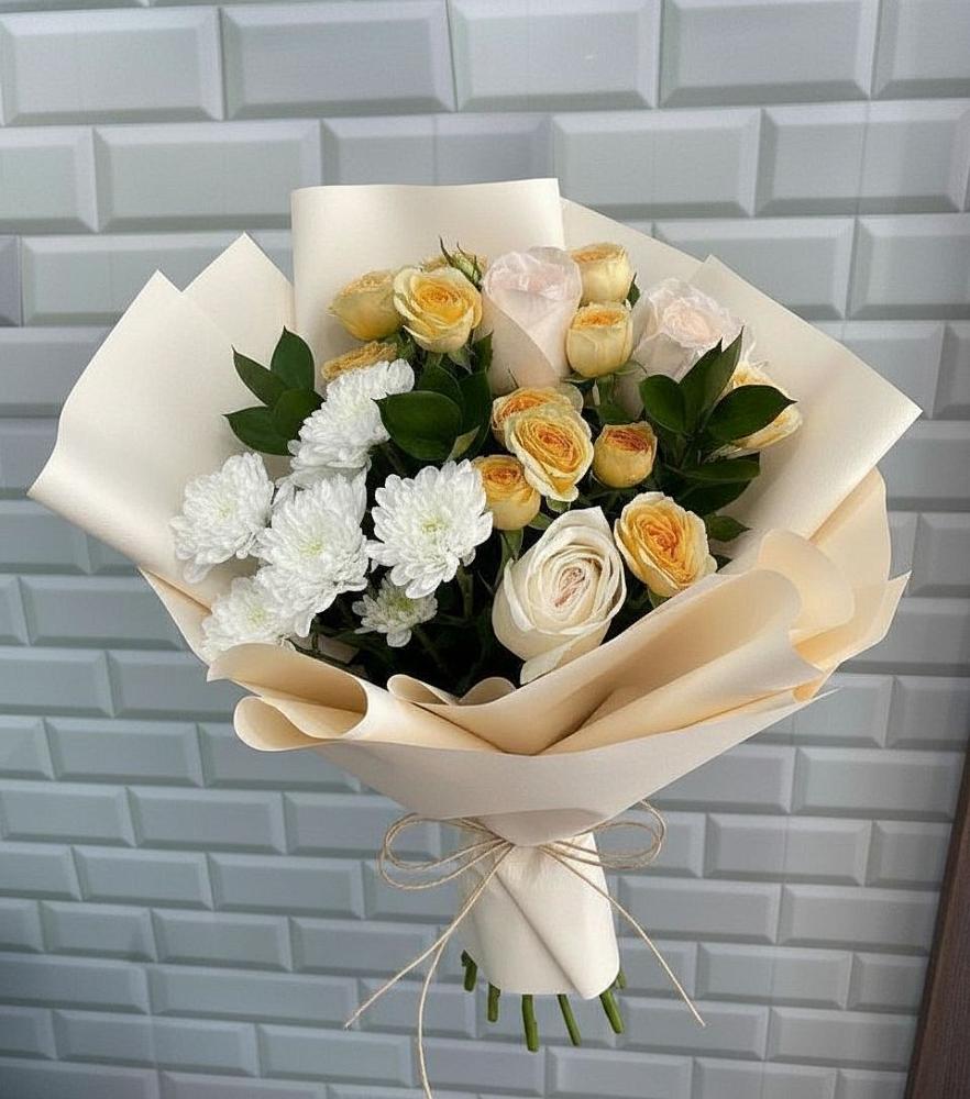 Букет цветов из: Розы и Хризантемы в Лучегорске