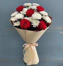 Букет цветов из:  Розы и Хризантемы в Лучегорске