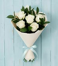 Букет цветов из:  Розы в Лучегорске