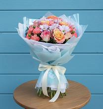 Букет цветов из:  Хризантемы и Розы #REPLACE_PRED# Лучегорске